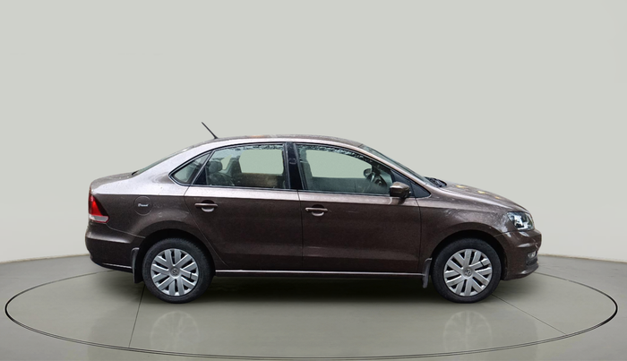 2016 Volkswagen Vento COMFORTLINE 1.5 AT, Diesel, Automatic, 1,24,350 km, exterior
