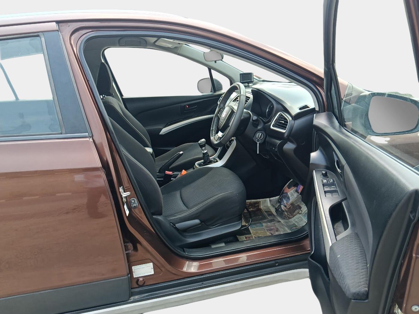 2015 Maruti S Cross DELTA 1.6, Diesel, Manual, 73,425 km, interior