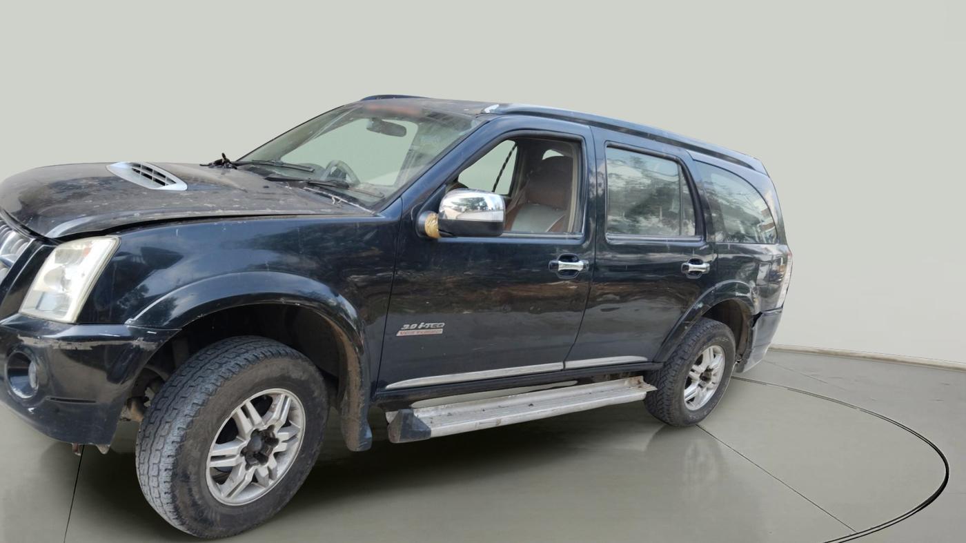 2014 ISUZU MU-7 4x2 MT, Diesel, Manual, 1,40,877 km, exterior