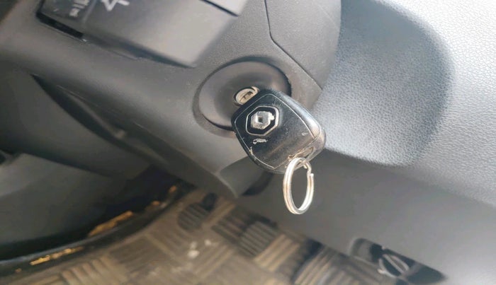 2020 Renault Duster RXZ 1.3 TURBO PETROL MT, Petrol, Manual, 97,988 km, interior