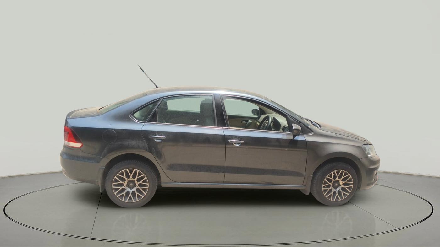 2017 Volkswagen Vento HIGHLINE 1.5 AT, Diesel, Automatic, 1,03,599 km, exterior