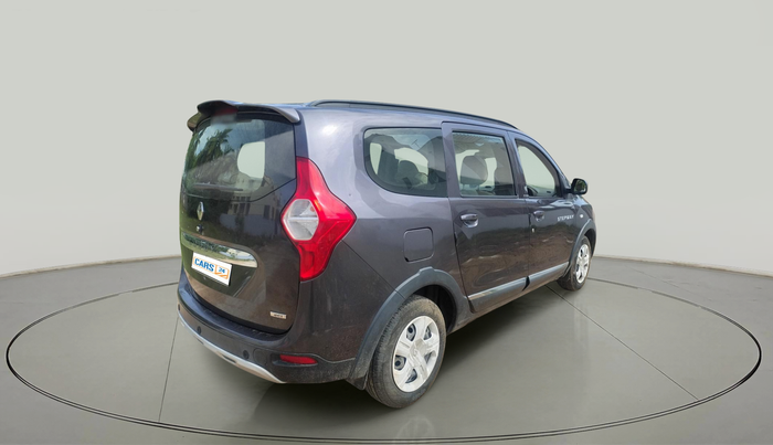2017 Renault Lodgy 110 PS RXL STEPWAY 8 STR, Diesel, Manual, 32,000 km, exterior