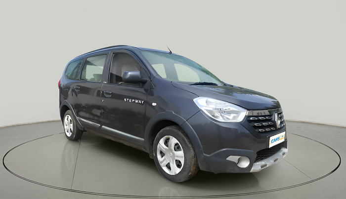 2017 Renault Lodgy 110 PS RXL STEPWAY 8 STR, Diesel, Manual, 32,000 km, exterior