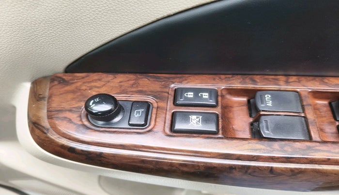 2017 Maruti Dzire ZXI, Petrol, Manual, 87,161 km, interior