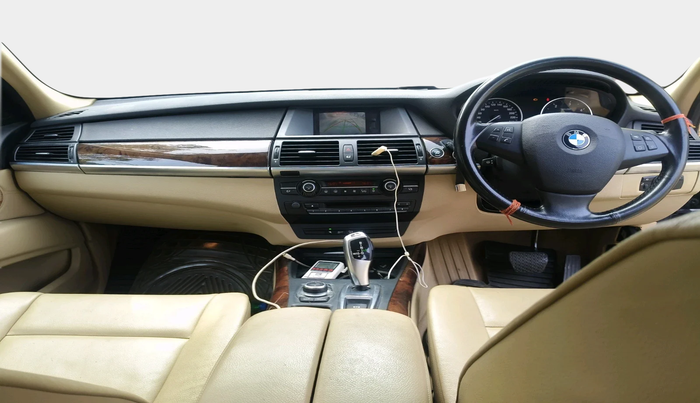 2013 BMW X5 xDrive 30d, Diesel, Automatic, 1,47,080 km, interior