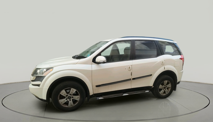 2012 Mahindra XUV500 W8, Diesel, Manual, 2,05,206 km, exterior