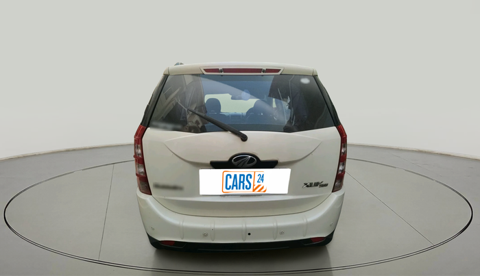 2012 Mahindra XUV500 W8, Diesel, Manual, 2,05,206 km, exterior