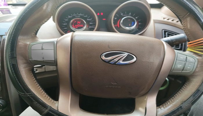 2012 Mahindra XUV500 W8, Diesel, Manual, 2,05,206 km, interior
