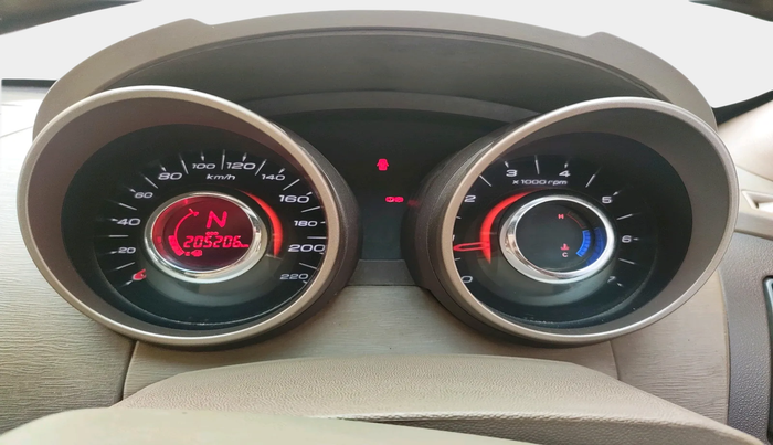 2012 Mahindra XUV500 W8, Diesel, Manual, 2,05,206 km, interior