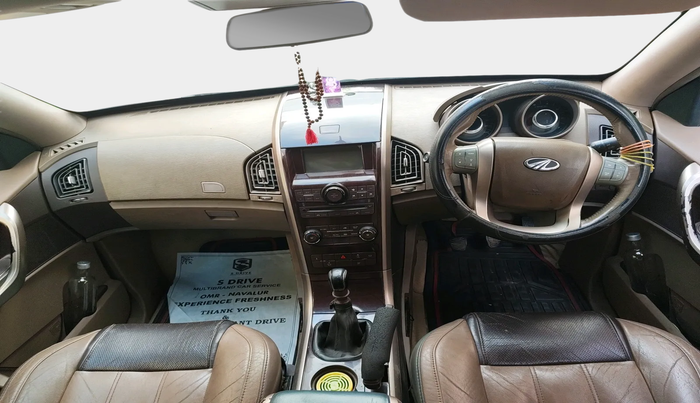 2012 Mahindra XUV500 W8, Diesel, Manual, 2,05,206 km, interior