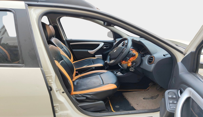 2015 Renault Duster RXL 85PS EXPLORE, Diesel, Manual, 35,668 km, interior