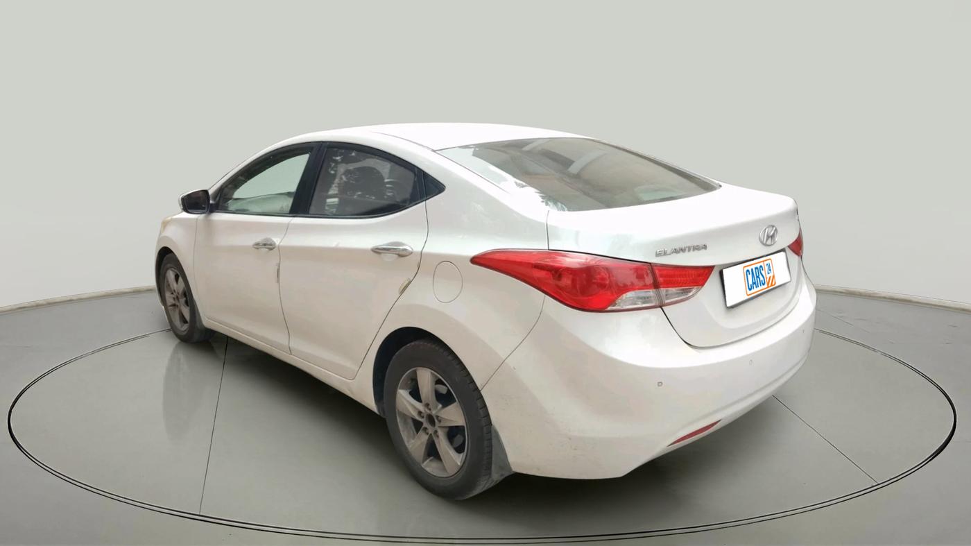 2013 Hyundai New Elantra 1.8 SX MT VTVT, Petrol, Manual, 1,88,348 km, exterior