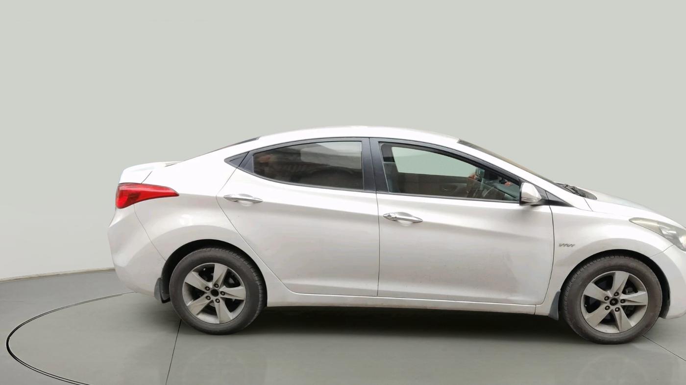 2013 Hyundai New Elantra 1.8 SX MT VTVT, Petrol, Manual, 1,88,348 km, exterior