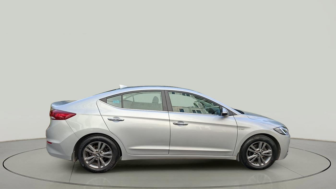 2016 Hyundai New Elantra 2.0 SX(O) AT PETROL, Petrol, Automatic, 51,989 km, exterior