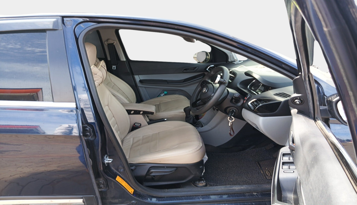 2023 Tata Tiago XT PETROL, Petrol, Manual, 21,416 km, interior