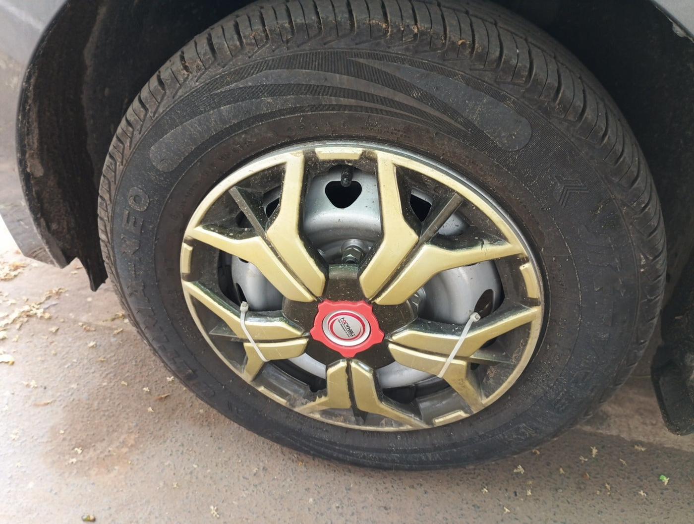 2024 Tata Tiago XE PETROL, Petrol, Manual, 1,370 km, tyre