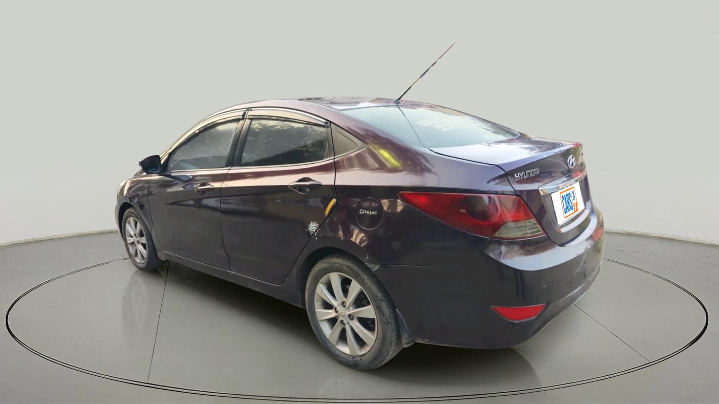 2013 Hyundai Verna FLUIDIC 1.6 CRDI SX, Diesel, Manual, 3,20,000 km, exterior