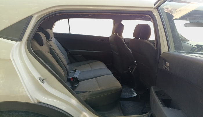 2016 Hyundai Creta SX PLUS AT 1.6 DIESEL, Diesel, Automatic, 1,82,214 km, interior