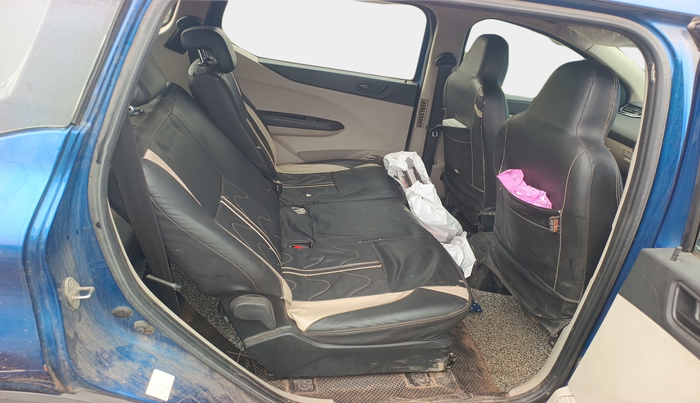 2021 Renault TRIBER RXT, Petrol, Manual, 63,776 km, interior