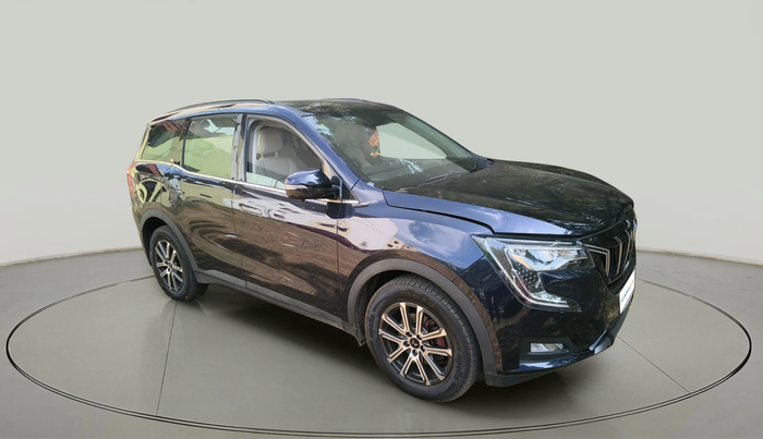 2025 Mahindra XUV700 AX 7 D MT 7 STR, Diesel, Manual, 13,163 km, exterior