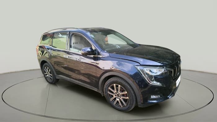 2025 Mahindra XUV700 AX 7 D MT 7 STR, Diesel, Manual, 13,163 km, exterior