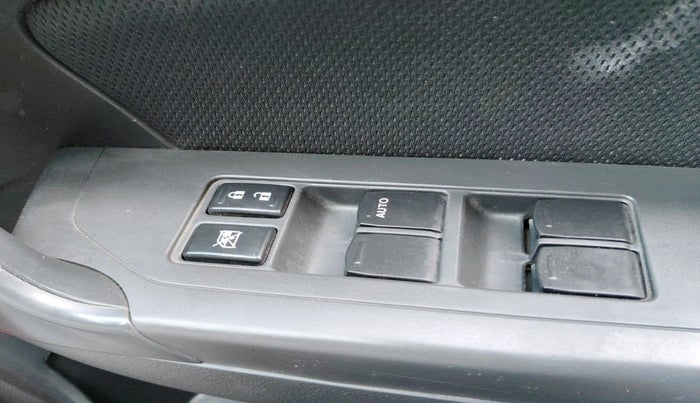 2017 Maruti Vitara Brezza VDI, Diesel, Manual, 1,41,458 km, interior