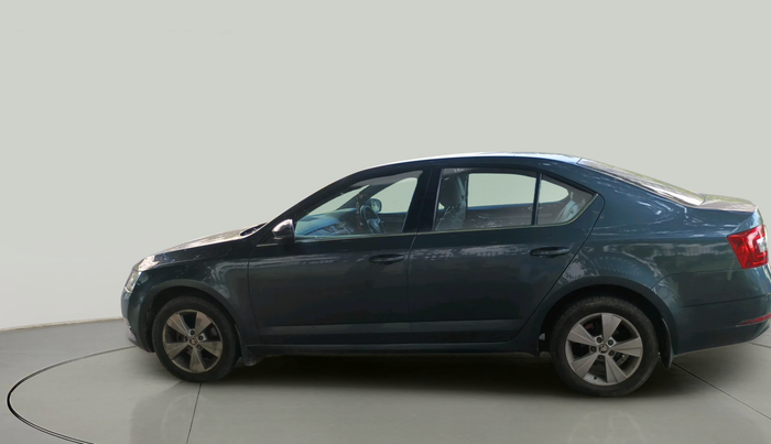 2017 Skoda Octavia 2.0 TDI CR STYLE AT, Diesel, Automatic, 1,68,924 km, exterior