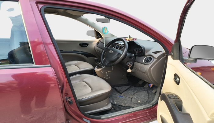 2014 Hyundai i10 MAGNA 1.1, Petrol, Manual, 68,244 km, interior