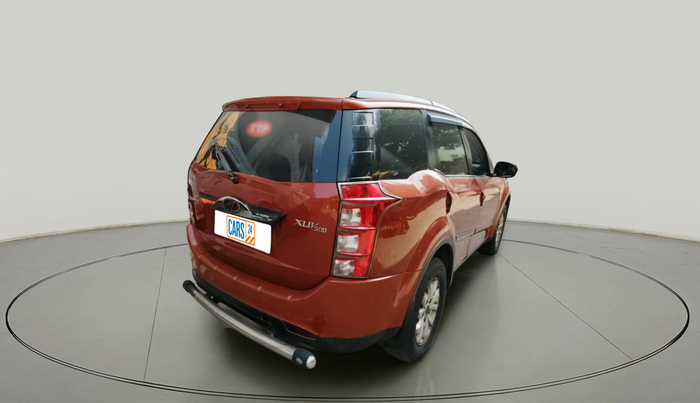 2015 Mahindra XUV500 W10, Diesel, Manual, 1,25,770 km, exterior