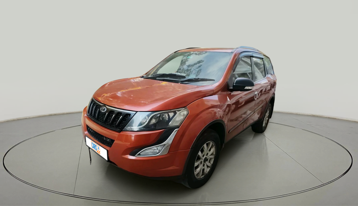 2015 Mahindra XUV500 W10, Diesel, Manual, 1,25,770 km, exterior