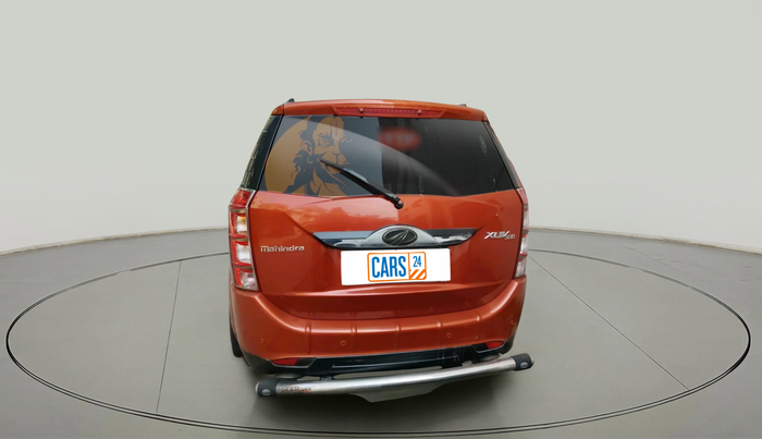 2015 Mahindra XUV500 W10, Diesel, Manual, 1,25,770 km, exterior