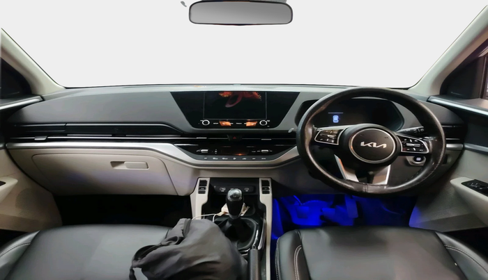 2023 KIA CARENS PRESTIGE PLUS 1.4 PETROL 7 STR, Petrol, Manual, 61,397 km, interior