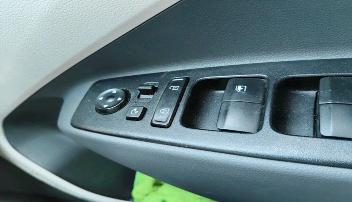 2022 Hyundai AURA SX 1.2, Petrol, Manual, 36,530 km, interior