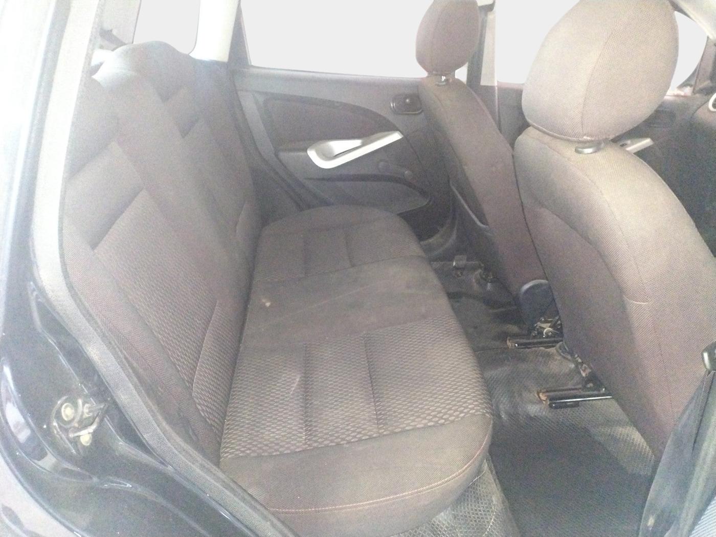 2012 Ford Figo ZXI 1.4 DIESEL, Diesel, Manual, 80,811 km, interior