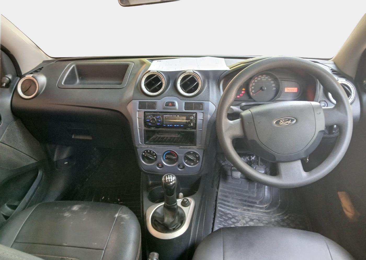 2013 Ford Figo EXI 1.4 DIESEL, Diesel, Manual, 79,285 km, interior