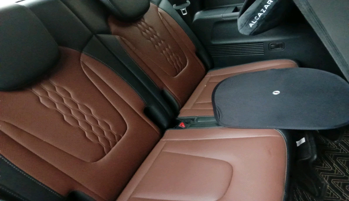 2022 Hyundai ALCAZAR 2.0 SIGNATURE (O) AT 7STR, Petrol, Automatic, 50,527 km, interior