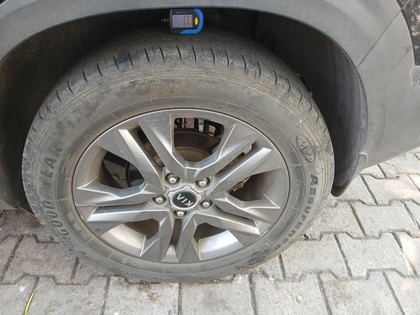 2021 KIA SELTOS HTX IVT 1.5 PETROL, Petrol, Automatic, 49,240 km, tyre