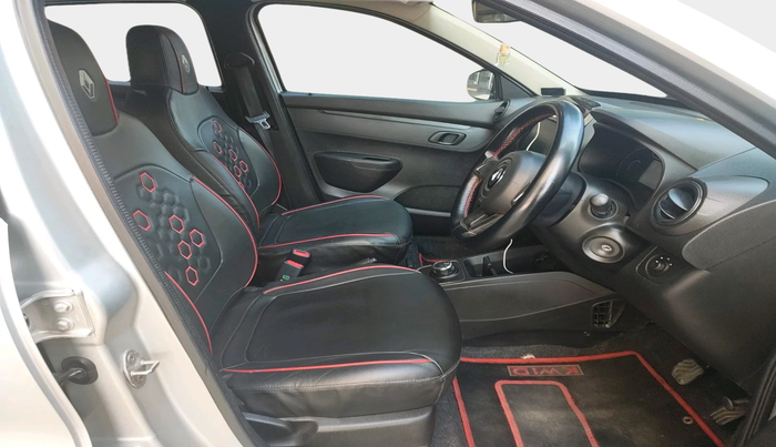 2022 Renault Kwid RXT 1.0 AMT, Petrol, Automatic, 55,770 km, interior