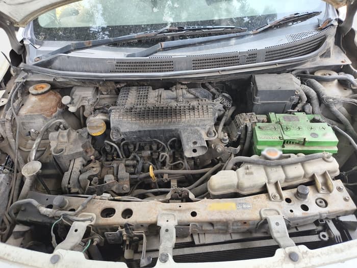 2013 Renault Scala RXL DIESEL, Diesel, Manual, 3,16,148 km, exterior
