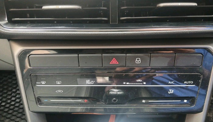 2022 Skoda KUSHAQ AMBITION 1.0L TSI AT, Petrol, Automatic, 24,909 km, interior