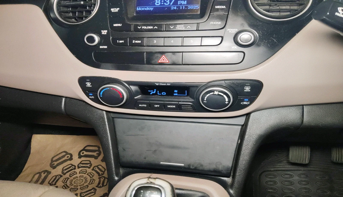 2016 Hyundai Xcent SX 1.2 (O), Petrol, Manual, 61,380 km, interior