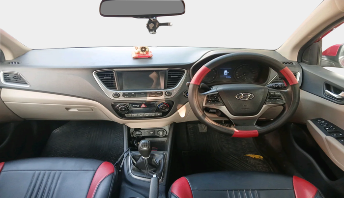 2019 Hyundai Verna 1.6 VTVT SX, Petrol, Manual, 51,652 km, interior