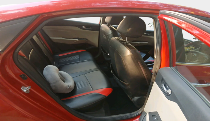 2019 Hyundai Verna 1.6 VTVT SX, Petrol, Manual, 51,652 km, interior