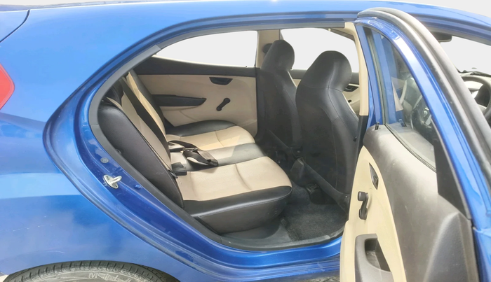 2016 Hyundai Eon ERA PLUS (O), Petrol, Manual, 28,215 km, interior