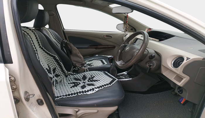 2014 Toyota Etios V, Petrol, Manual, 1,24,385 km, interior