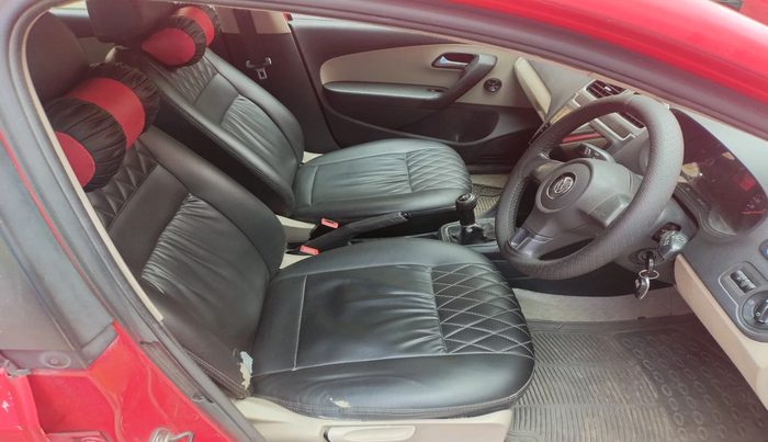 2011 Volkswagen Polo TRENDLINE 1.2L DIESEL, Diesel, Manual, 1,17,914 km, interior