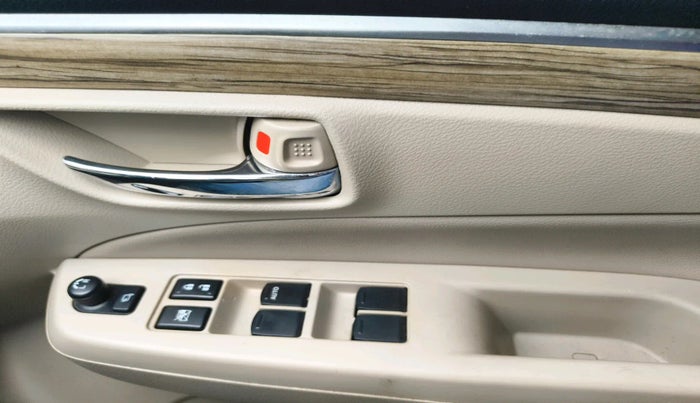 2020 Maruti Ciaz ALPHA  AT 1.5 SHVS PETROL, Petrol, Automatic, 39,782 km, interior