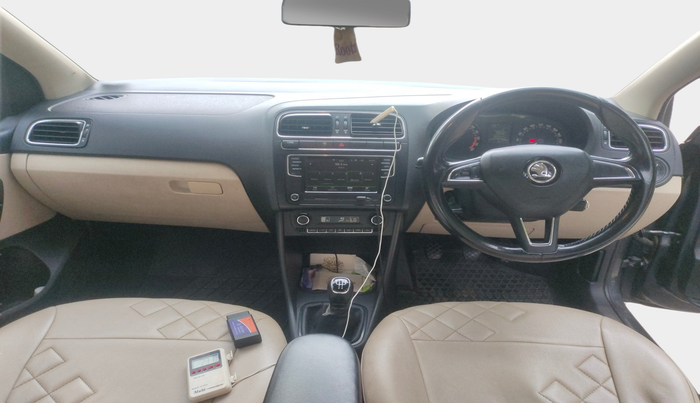 2018 Skoda Rapid AMBITION 1.5 TDI, Diesel, Manual, 1,89,945 km, interior