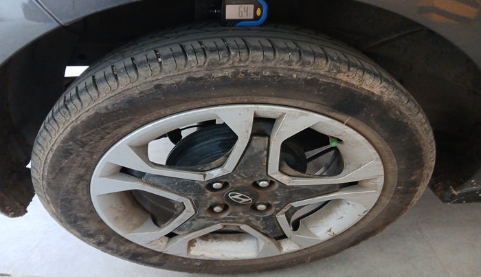 2024 Hyundai NEW I20 SPORTZ 1.2 MT, Petrol, Manual, 17,003 km, tyre