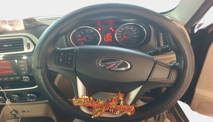 2016 Mahindra TUV300 T8 AMT, Diesel, Automatic, 84,307 km, interior